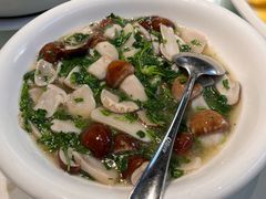 荠菜烩双菇-廊亦舫Lang Yi Fang Restaurant(金桥店)