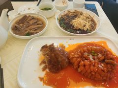 -怡园饭店-餐厅(四望亭店)