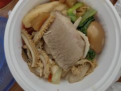-鑫花溪牛肉米粉(东环大润发店)