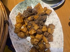 -包整·丝娃娃(一览甲秀楼风景店)