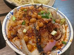-肖四女乐山跷脚牛肉(滨江天街店)
