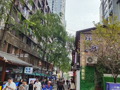 -肖炮现炸酥肉(解放碑店)
