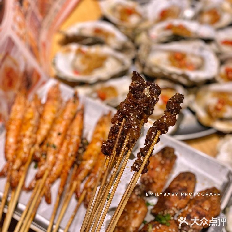 生蚝控的狂欢！深圳这家海鲜烧烤店太满足了！
