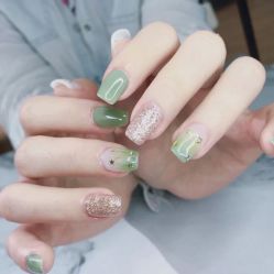 -悦指间美甲美睫
