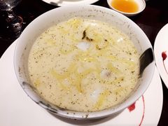黄鱼煨面-杭州西子湖四季酒店·金沙厅