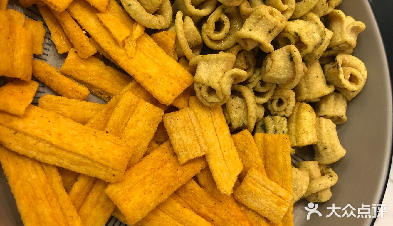 比脸还大的酸菜鱼你吃过嘛🤩