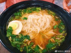-弘安丽水温泉酒店