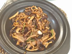 -朝花里川菜小馆朝(益田假日里店)