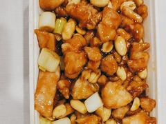 宫爆鸡丁-天和晟新京菜.水煮鱼.湘土菜(国展店)