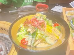 -山川小町·极番烧肉(新地假日广场店)