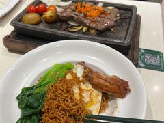 瑞士鸡翼捞公仔面-和平馆·地道港澳茶餐厅(西门口店)