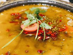 -符缸酸菜鸡(华阳店)