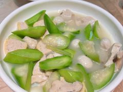 -年辉渔村·非遗传承餐厅(新丰江店)