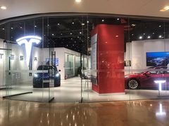 -TESLA 特斯拉(北京颐堤港体验店)