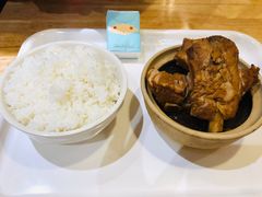 通骨砂锅餐-万和春排骨砂锅米饭(新业广场店)
