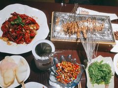 -三个大叔烤羊肉串·歌手驻唱·碳烤鲜肉(西三旗店)