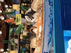 -领鲜活海鲜榴莲自助火锅(东门店)