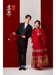 -雪中彩影婚纱摄影·微光艺术中心