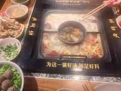 -老牌坊云南鱼豆花火锅(哈西万达店)