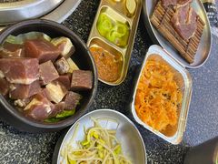 -红泥小火炉·东北泥炉烤肉(天一旗舰店)