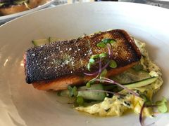 烤三文鱼-Takapuna Beach Cafe