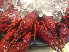 -虾弄弄海派小龙虾·牛羊蝎子火锅