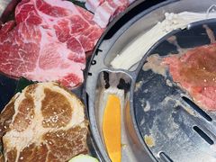 -哈哈碳都·牛肋条无限自助烤肉(台江万达店)