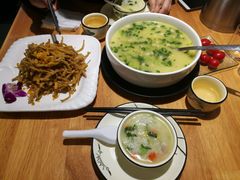-嘉厨小馆(宜山路店)