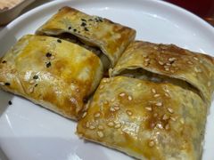 羊肉烤包子-清真·西域伙伴牛肉面·羊肉串(融创店)