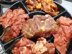 -啊美丽炭火烤肉(滑翔一店)