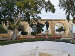 -上巴拉卡花园和下巴拉卡花园