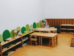 -婴智贝佳蒙特梭利早教托育中心(杨浦店)