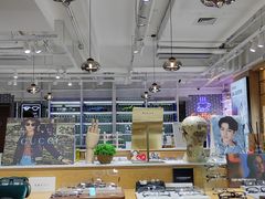 -鲸渝眼镜·浅目视光(春熙路店)