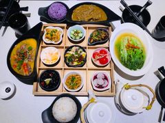 九宫格玲珑前菜-新仙清汤牛腩(铜锣湾店)