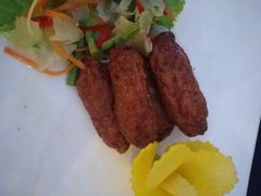 -Neary Khmer Restaurant