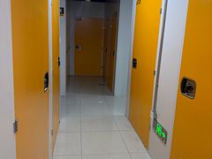 -安东易迷你自助仓储寄存仓库(杨浦店)