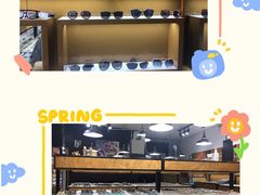 -罗伯特眼镜·蔡司官方授权(罗湖国贸店)