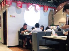 大堂-华馨园北京烤鸭(丽水店)