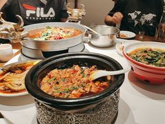 -万重锦·人文川菜馆(骡马市店)
