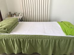 -荟草堂专业痘肌皮肤管理