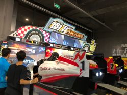 -嗨翻Hi-Fun竞技主题乐园·蹦床团建生日聚会(五棵松华熙店)