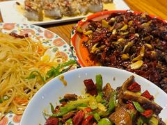 -柴窝堡22号辣子鸡·传承新疆菜