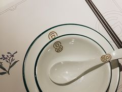 餐具摆设-同心如意传统铜火锅