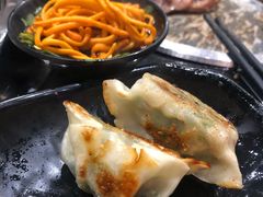 -钱小主·自助回旋烤肉火锅餐厅(东方新天地店)