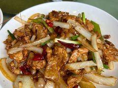 -三亚火车头万人海鲜广场