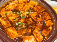 -渝是乎酸菜鱼·川渝小炒(新世界百货望京店)