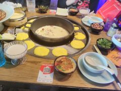-三人行骨头王火锅(长寿店)