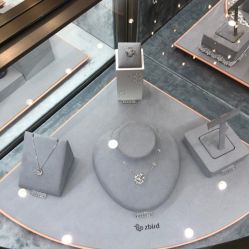 点击看大图 -钻石小鸟钻戒婚戒定制(石路店)