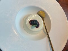 -MONICH牛排融合餐厅(和义大道购物中心店)