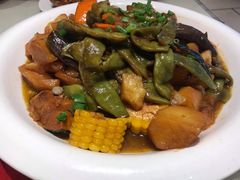 -吴记酱骨炖菜馆(西大直街店)